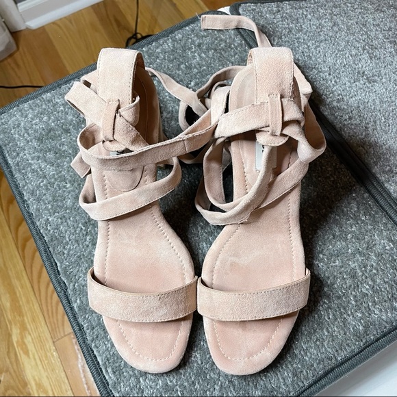 Steve Madden Cosmos Suede Wrap Heel - Picture 5 of 7